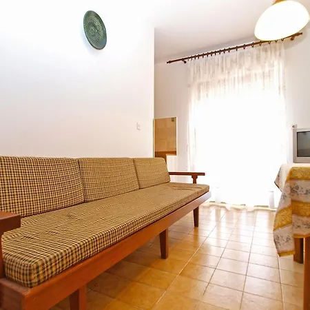 Apartmensts Nikola 1023 Daire