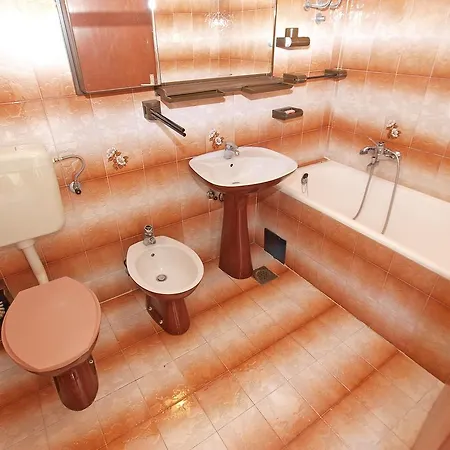 Apartmensts Nikola 1023