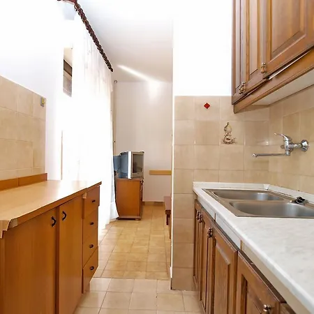 Apartmensts Nikola 1023 شقة