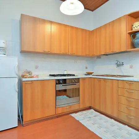 Apartmensts Nikola 1023